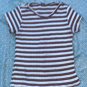 Nice shirt and material.